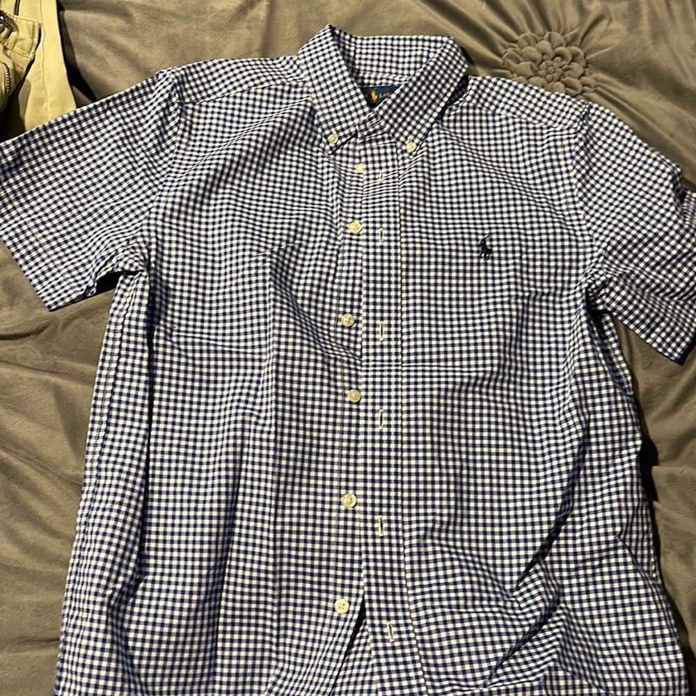 Shirt- button down, short sleeves